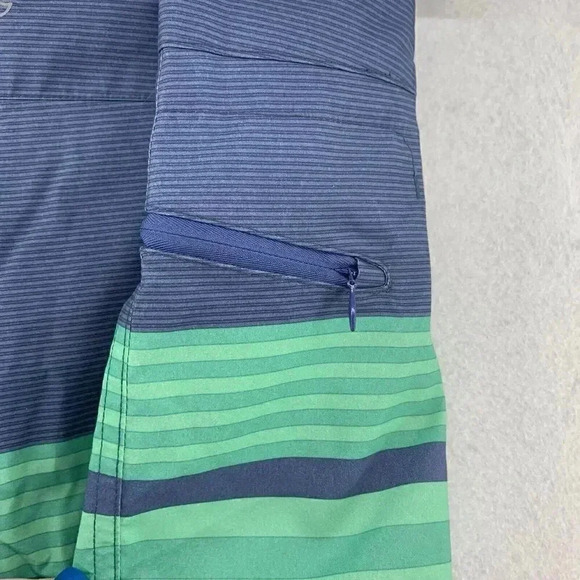 Vineyard Vines Men's Performance Board Shorts Size 38 Blue And Green Stripe - Picture 5 of 7